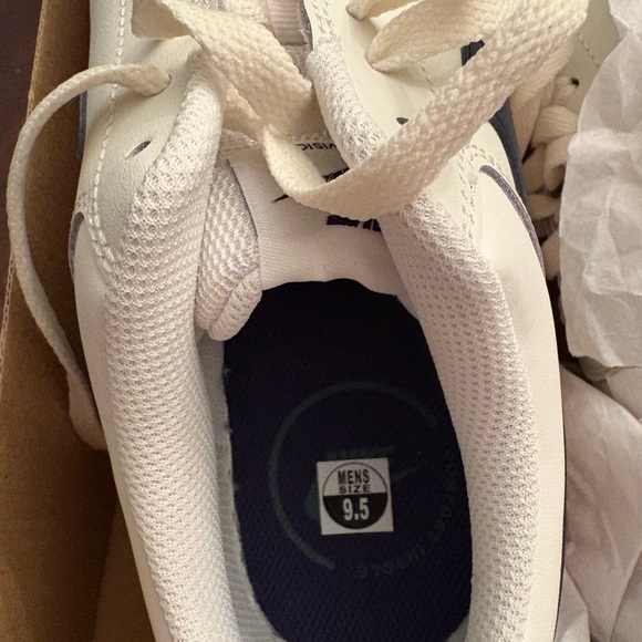 Nike Court Vision Low - Picture 4 of 7